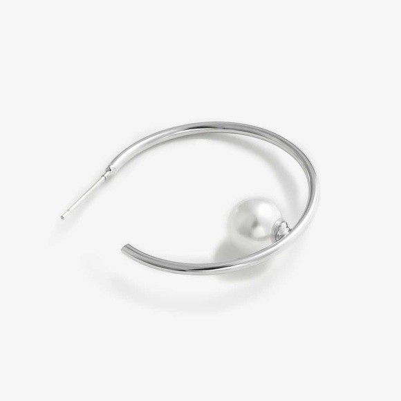 Pearl C-Hoop Earrings - Picture 7 of 8